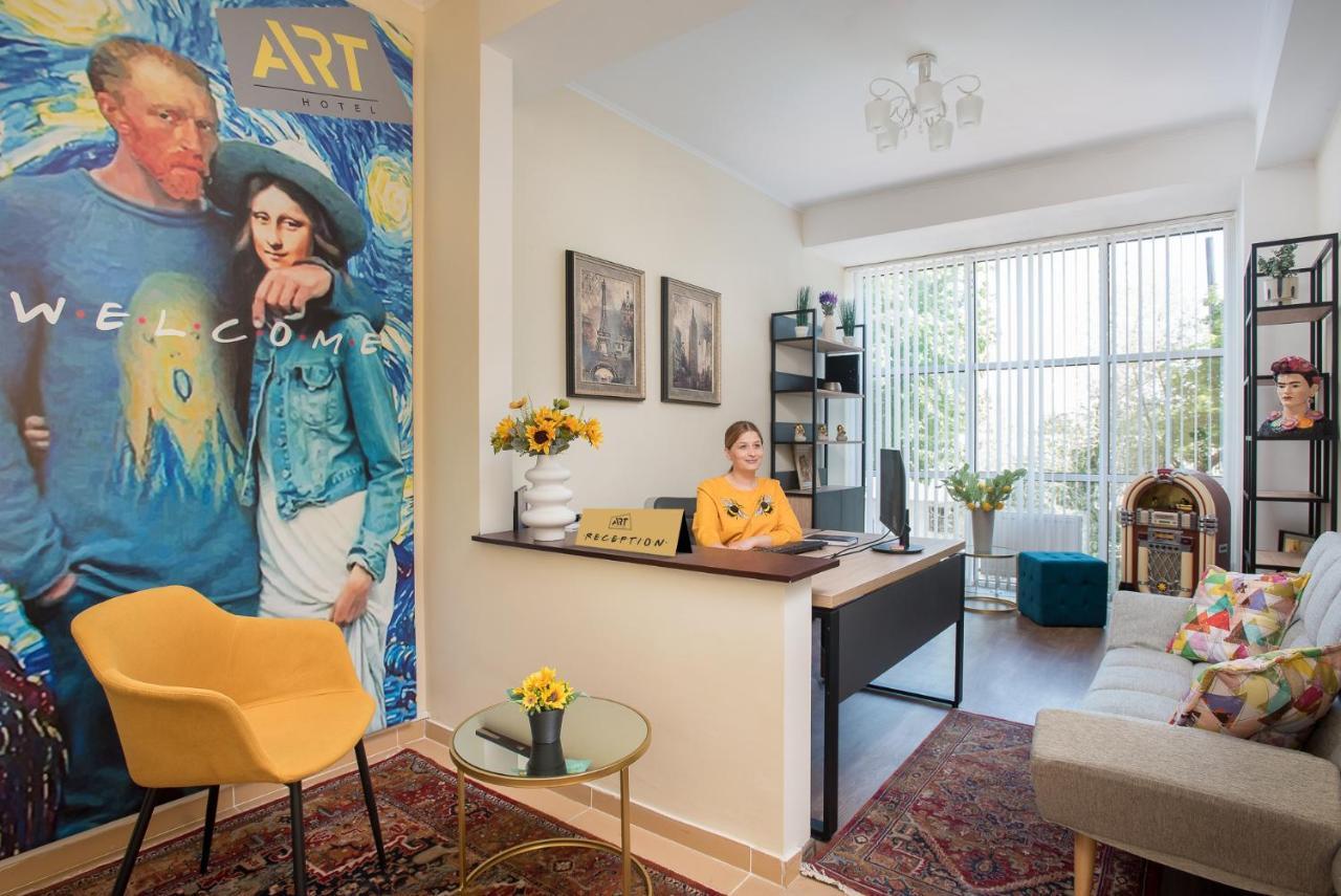 Art Hotel Chişinau Exteriör bild